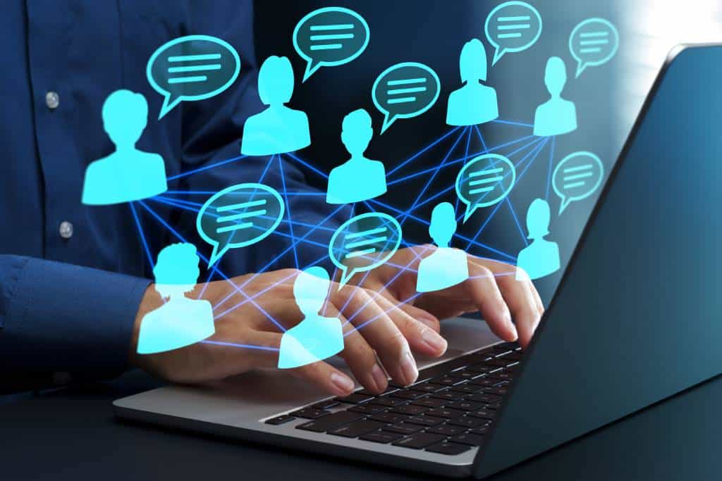 Enterprise online messaging